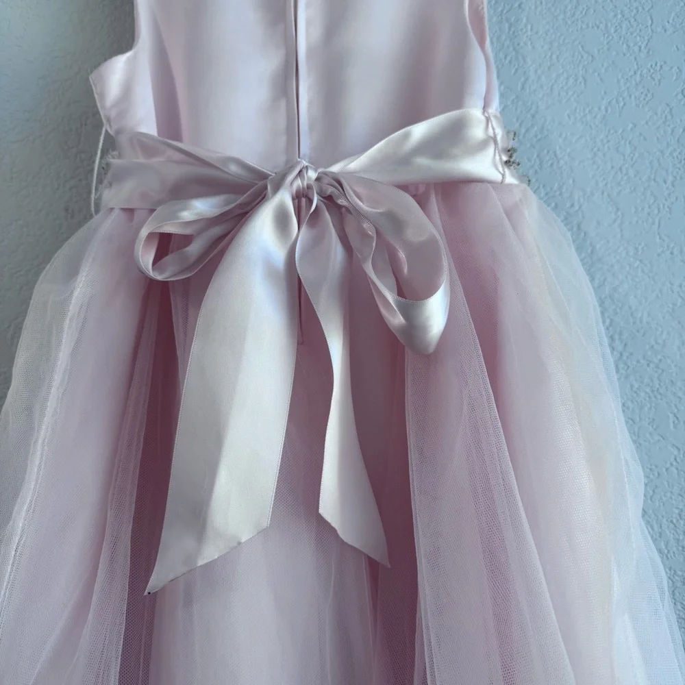 Chantilly Place Sleeveless Blush-Pink Floral Waist Tulle Gown for Girls. Size 5. - Picture 9 of 17